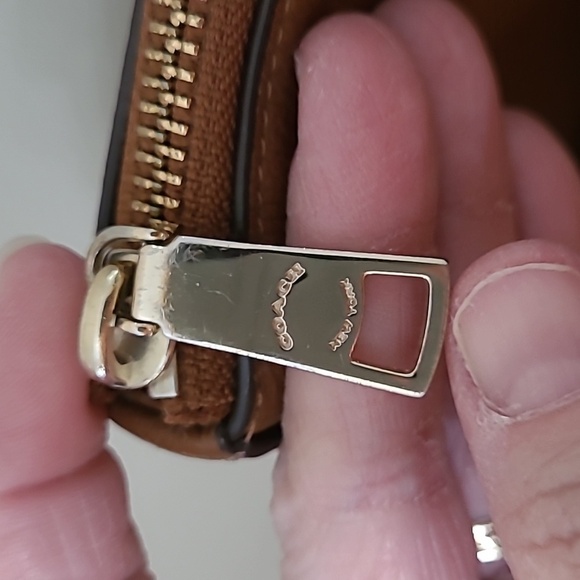 Coach Tan Leather Tote Bag with Dust Bag - Picture 15 of 16